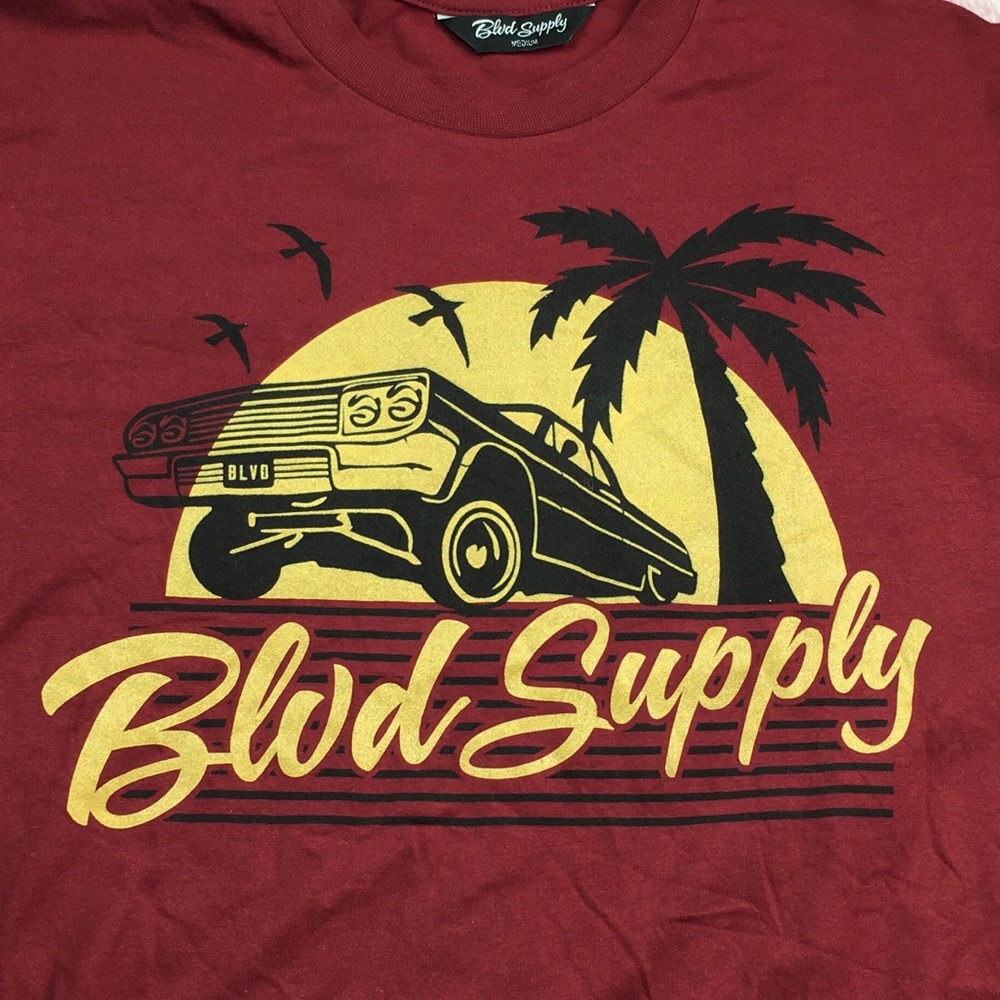 ➡️BLVD Supply Long Sleeve Tee Size Medium